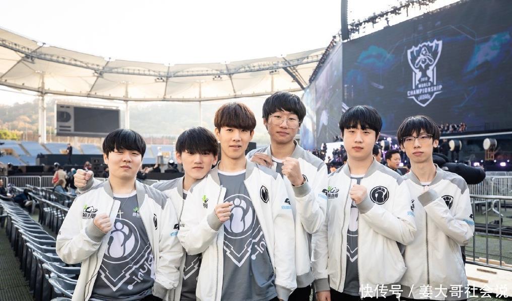 比如划皮划 比如划皮划