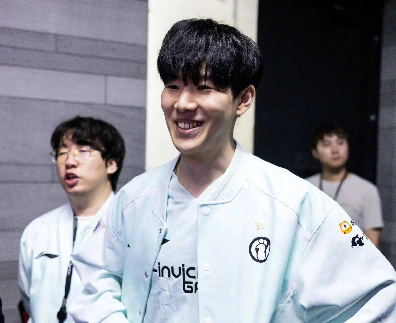 背后的意义 背后的意义