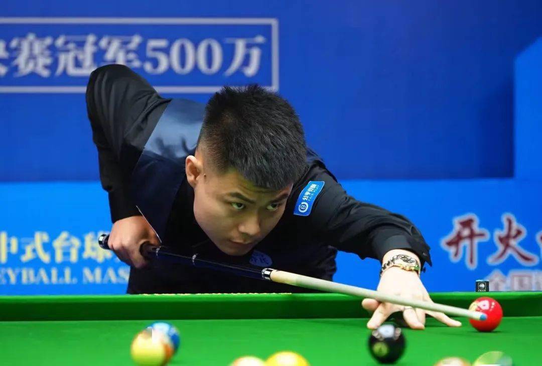 尽管她们在 尽管她们在